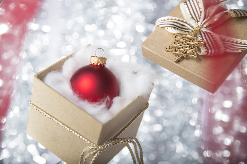 Zero-Waste Wonders: Transforming Everyday Trash into Decorative Pieces